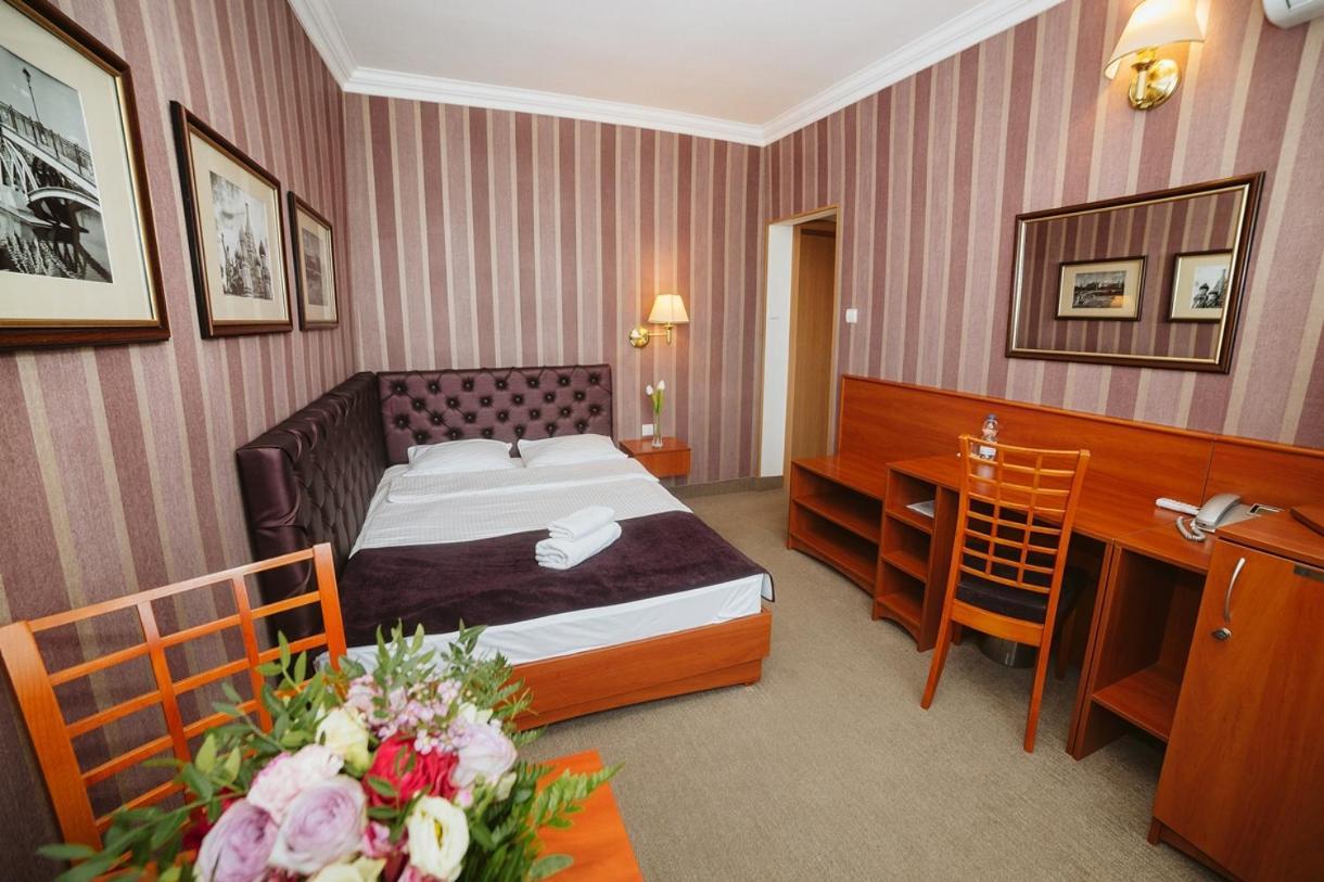 Hotel Europejski Nysa Luaran gambar
